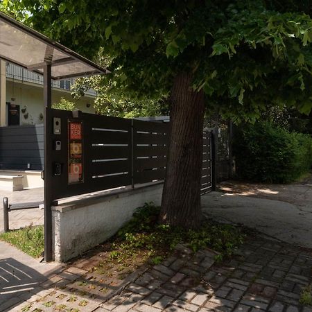 B.Bunker Hotel San Nicola La Strada Eksteriør billede